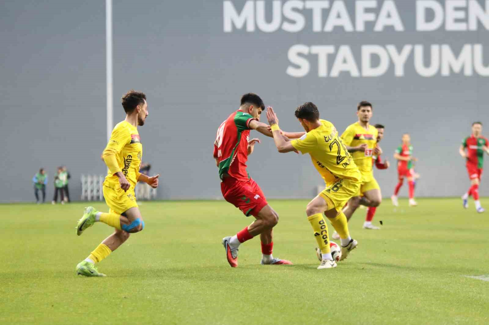 TFF 3. Lig: Karşıyaka: 0 - Eskişehirspor: 0
