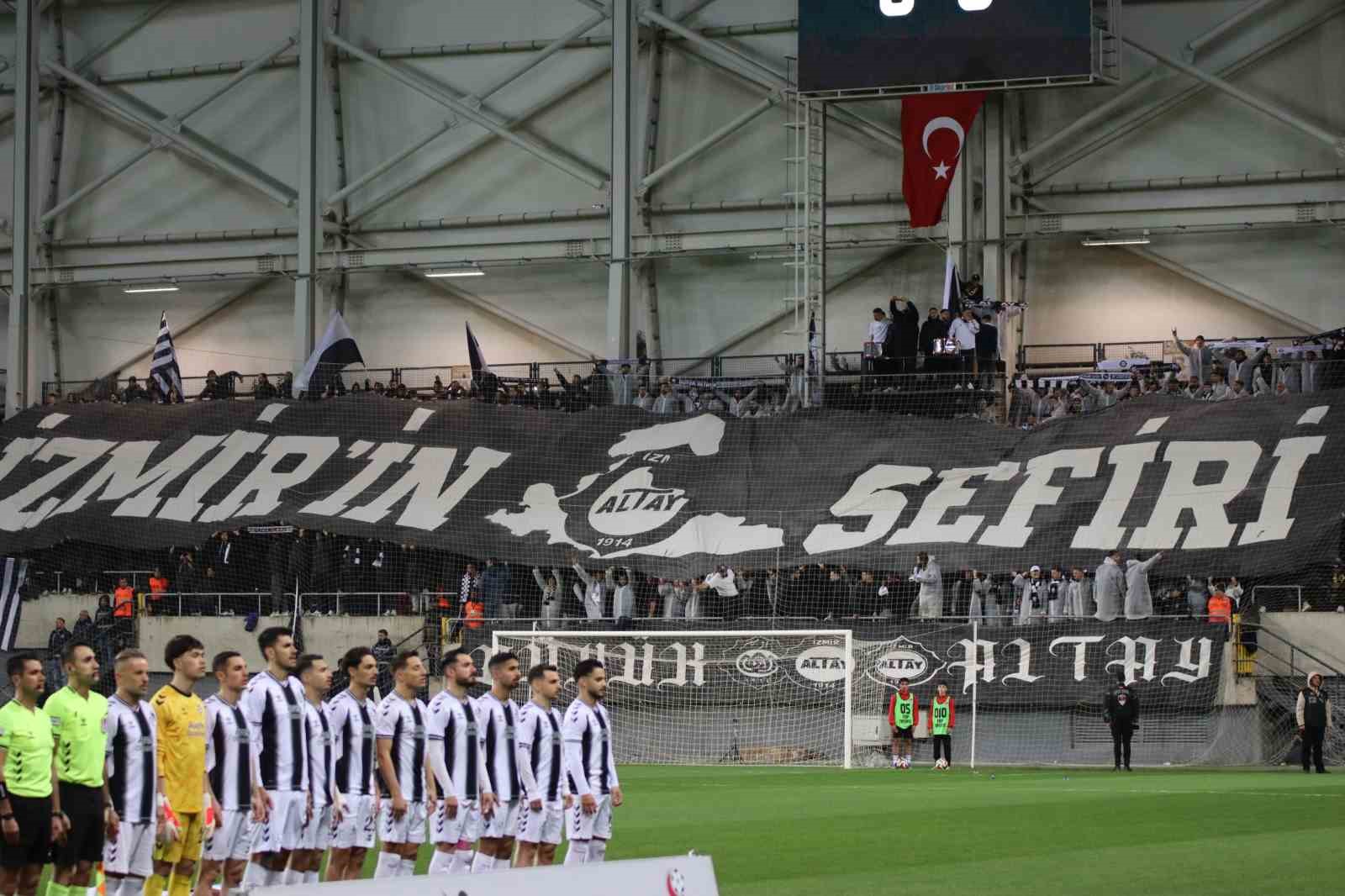 TFF 3. Lig: Karşıyaka: 3 - Altay: 1
