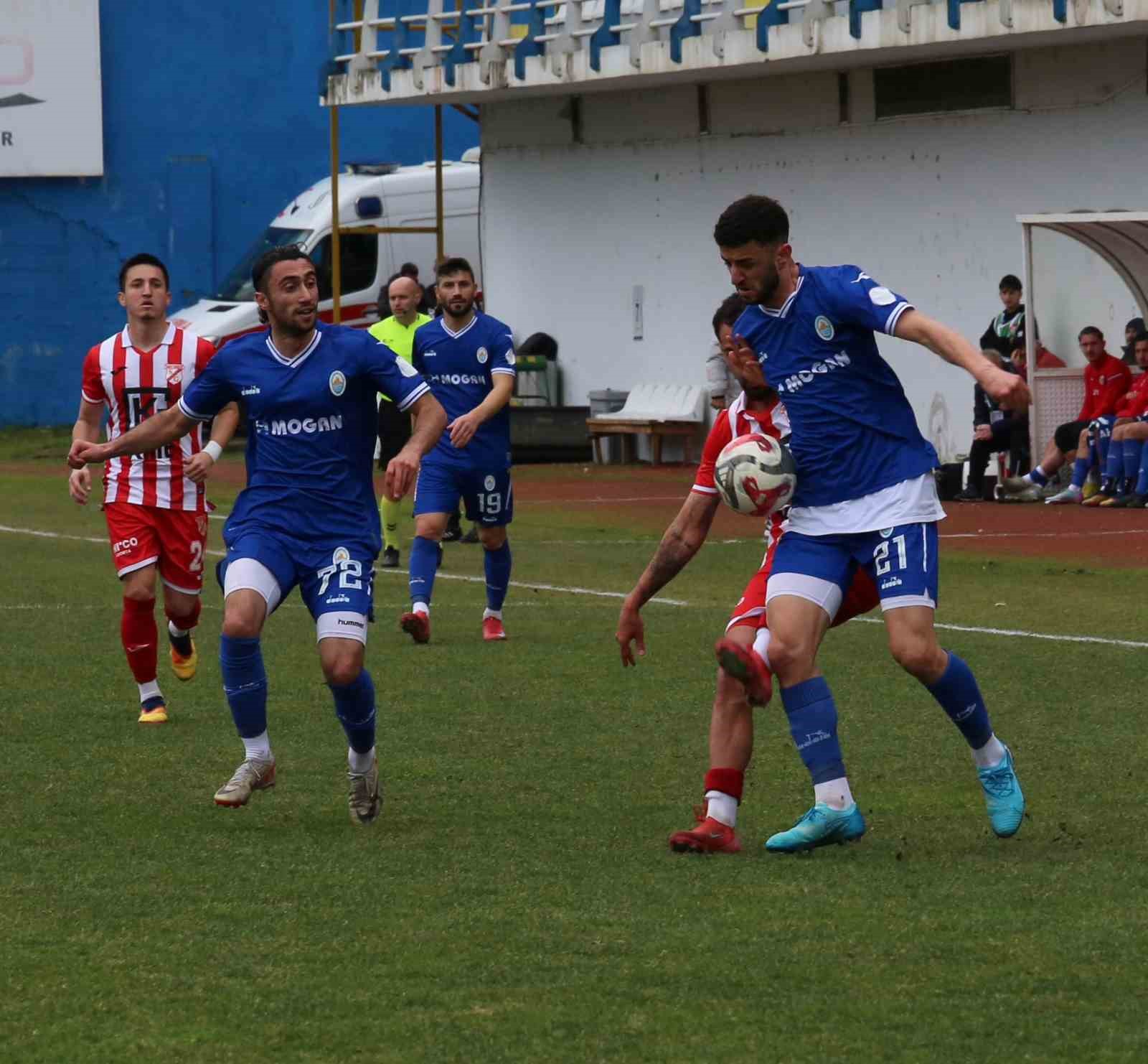 TFF 3. Lig: Pazarspor: 0 - Sebat Gençlikspor: 0
