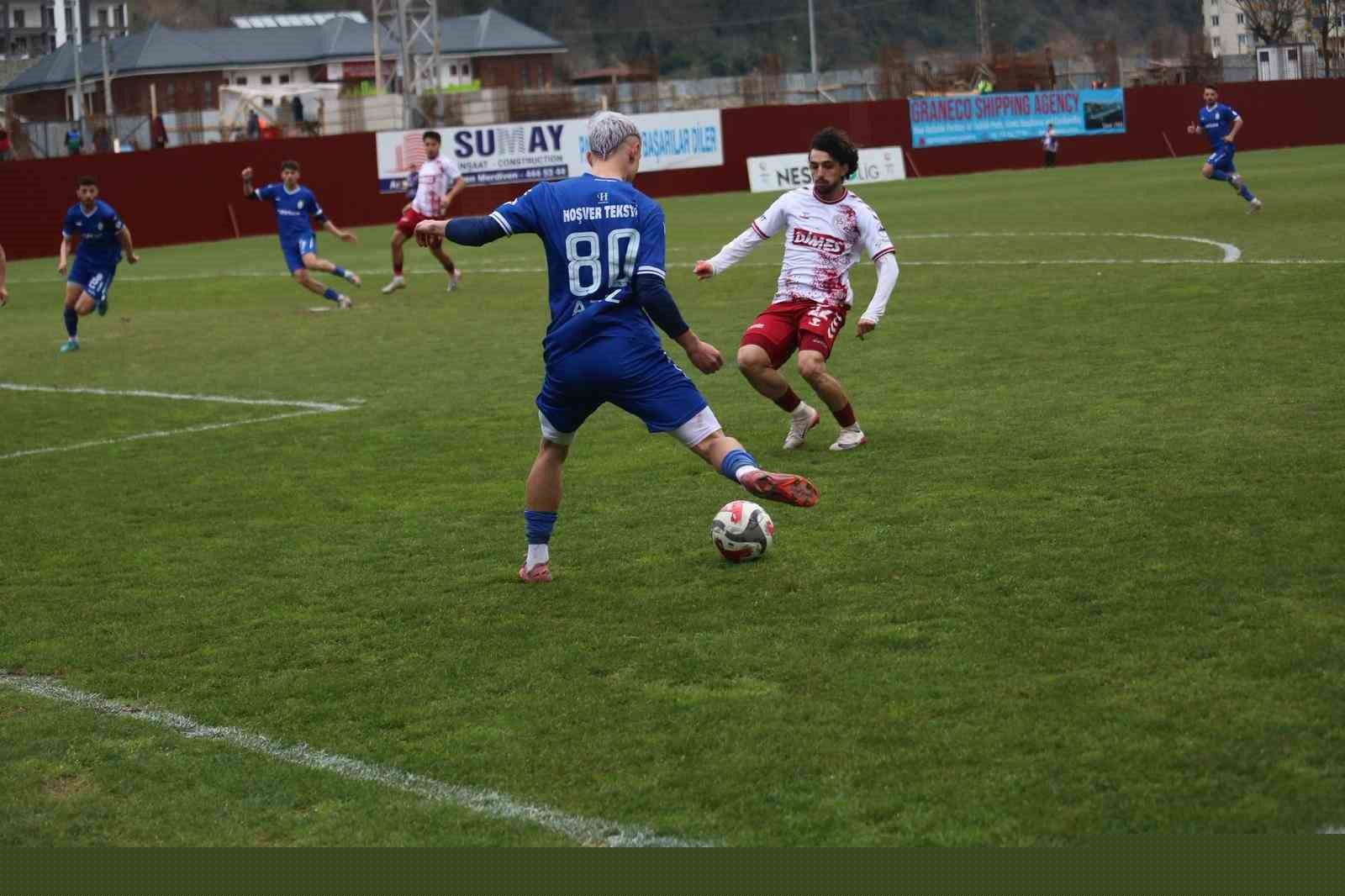 TFF 3. Lig: Pazarspor:0 - Tokat Belediyespor:0
TFF 3. Lig: Pazarspor:0 - Tokat Belediyespor:0