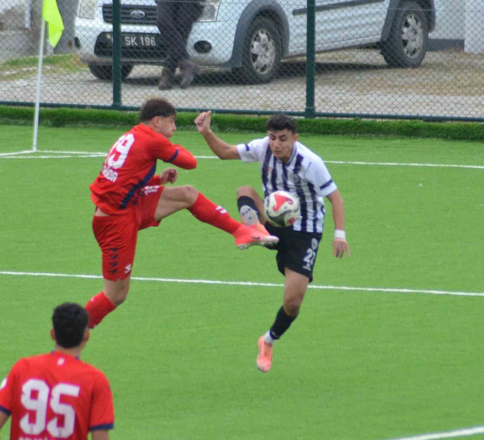 TFF3. Lig: Nazillispor: 0 - Söke 1970 SK: 6
