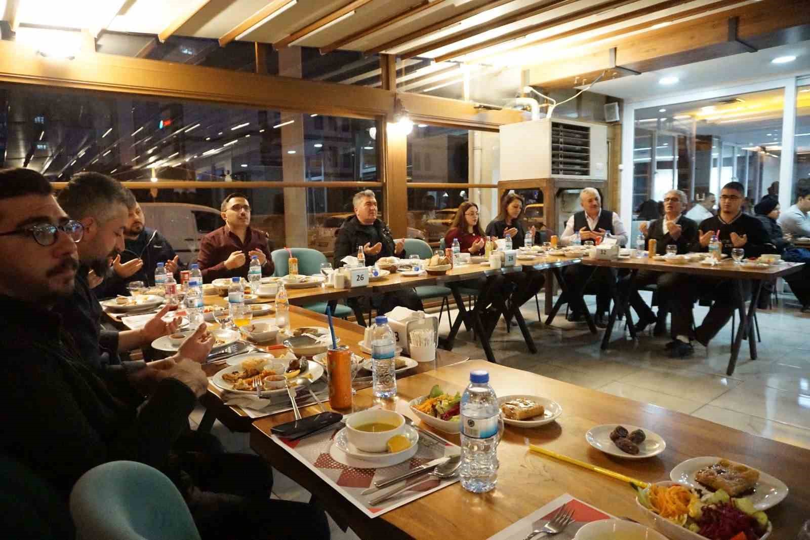 TFSKD Kayseri Şubesi iftarda bir araya geldi
