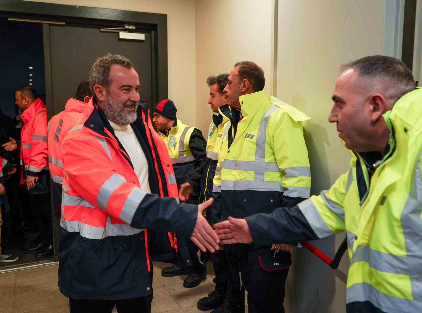 TGS Yer Hizmetleri Genel Müdürü Akyurt, personelle bayramlaştı
