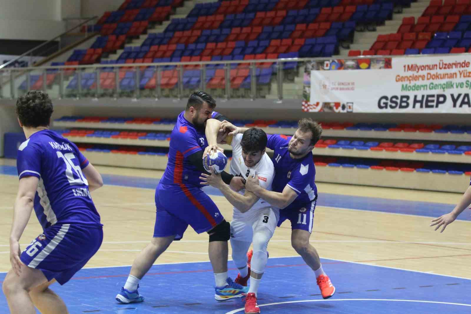 THF 2. Lig: Karabük GSİM Spor Kulübü: 34 - İneboluspor: 44
