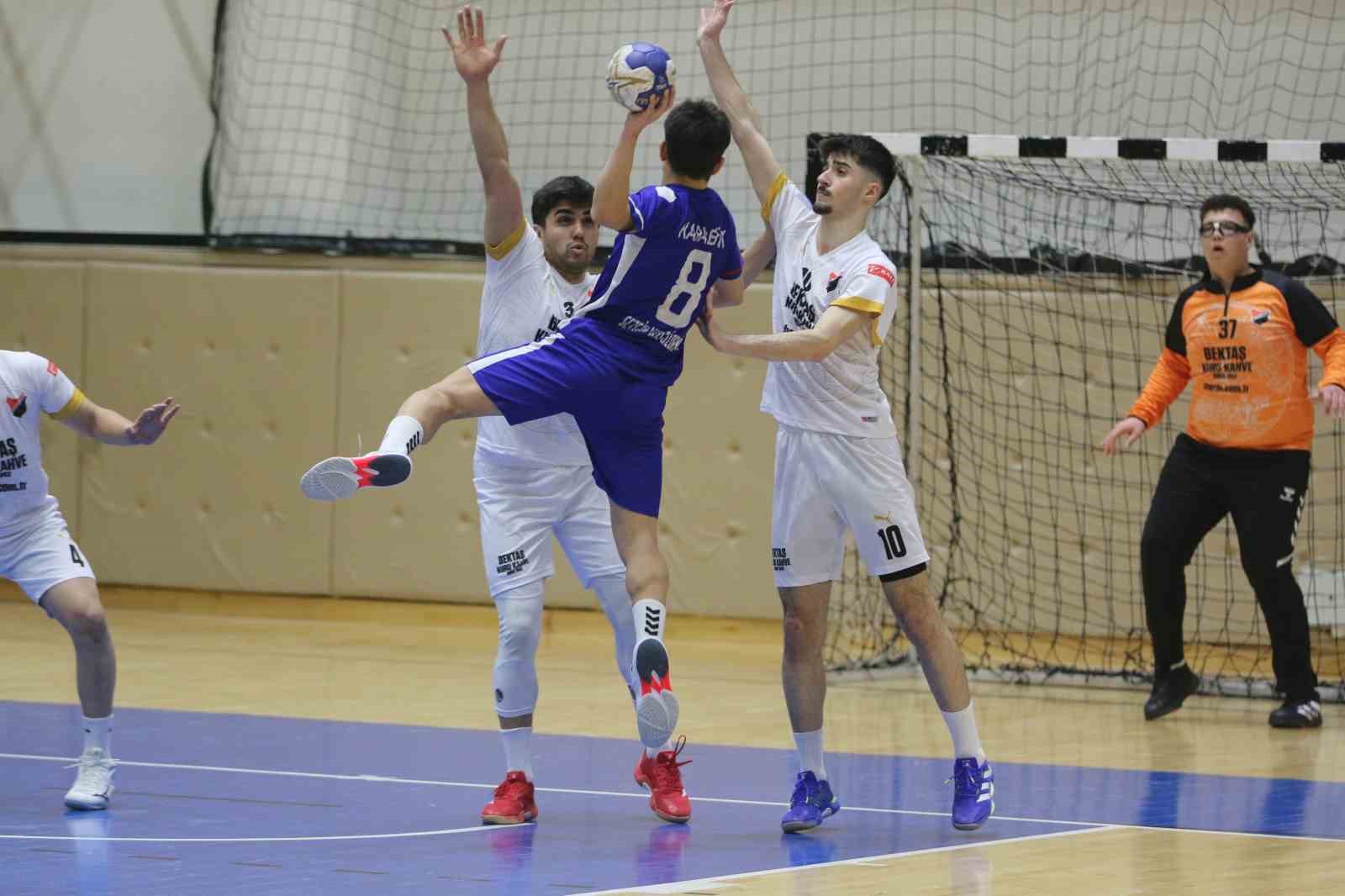THF 2. Lig: Karabük GSİM Spor Kulübü: 34 - İneboluspor: 44
