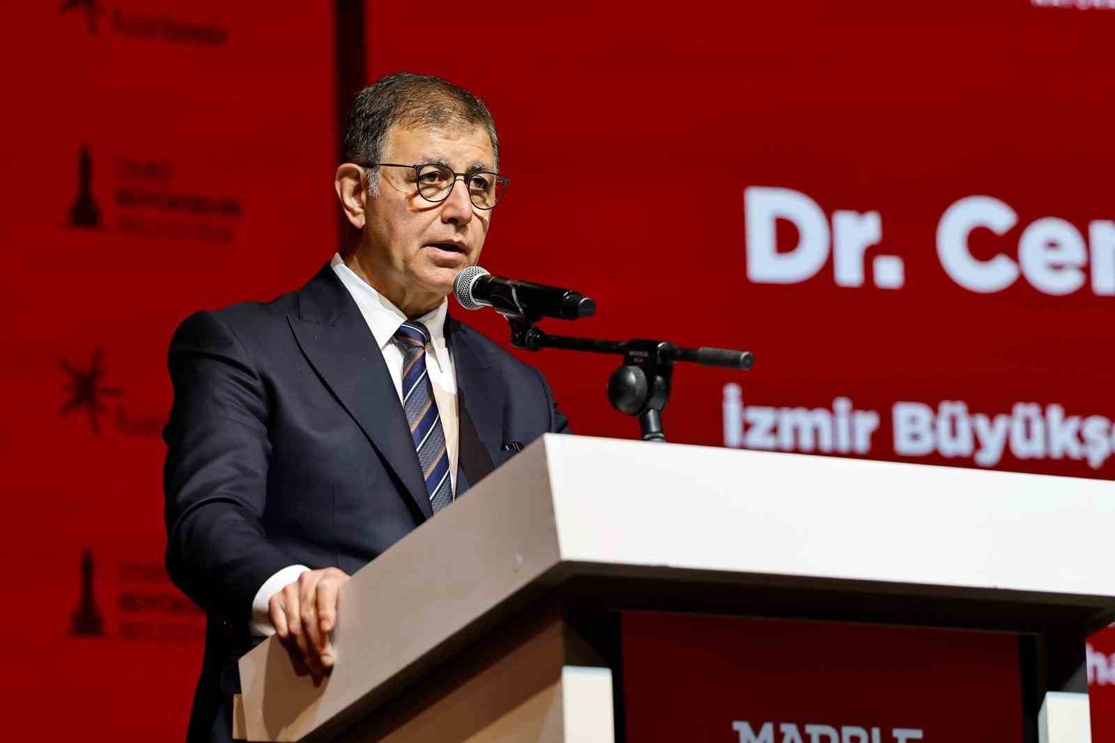 Ticaret Bakanı Ömer Bolat: "İşlenmiş ürün ihracatında yüzde 65’lik hacmi teknoloji ile yüzde 90’lara çıkaracağız"
