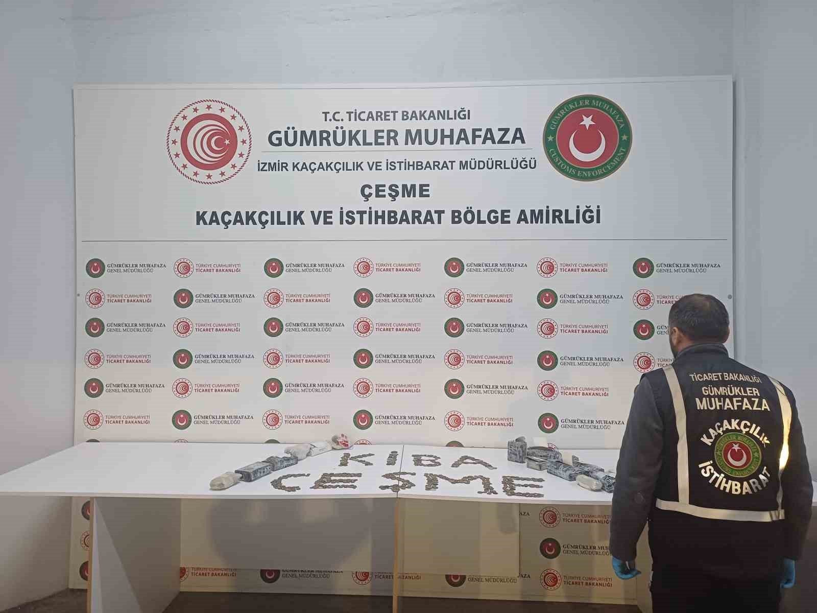 Ticaret Bakanlığı Gümrük Muhafaza ekiplerinden tarihi eser kaçakçılarına ağır darbe
