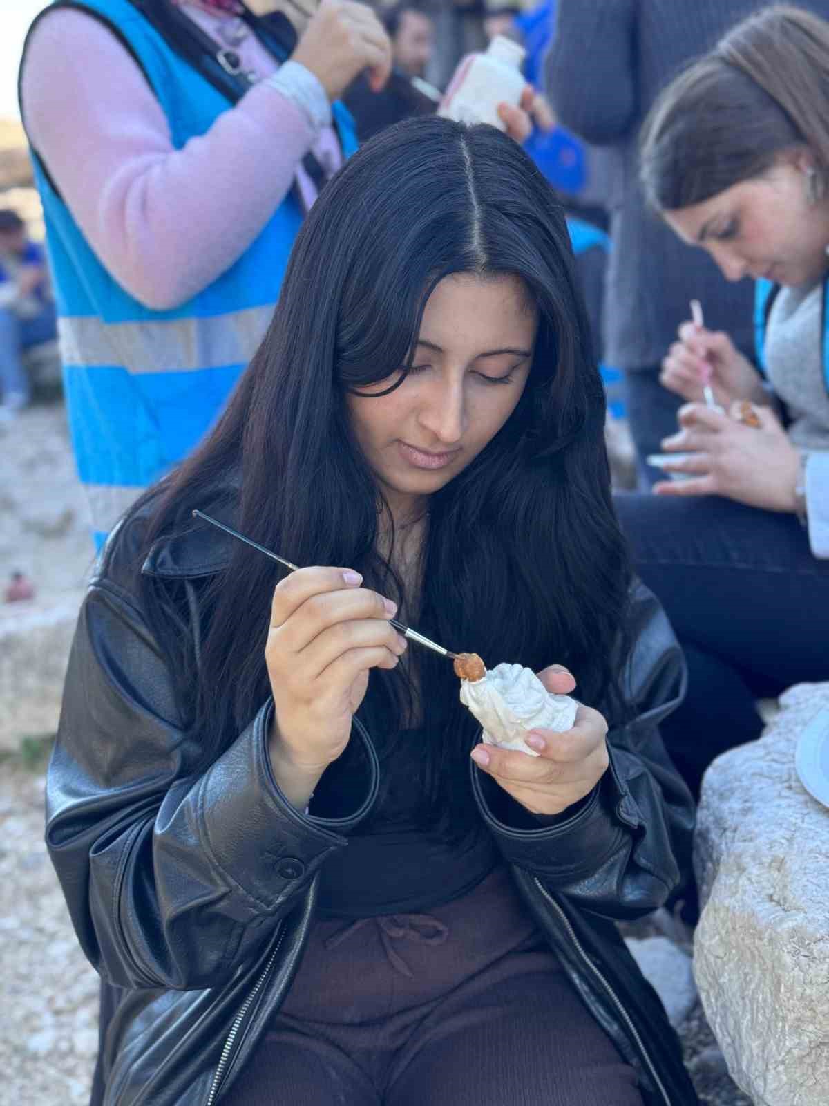 Tlos Antik Kenti’nde tarih sanatla canlandı
Tlos Antik Kenti’nde tarih sanatla canlandı