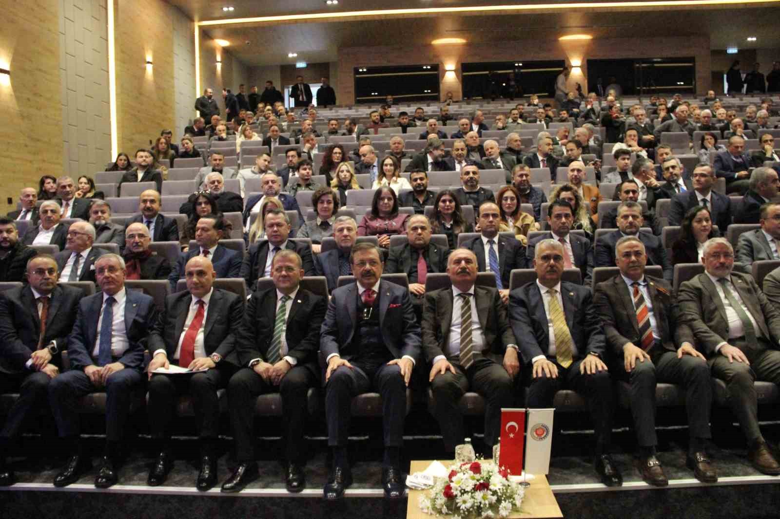 TOBB Başkanı Hisarcıklıoğlu: "Çorum’un ihracatı son 10 senede 100 milyon dolardan 5 milyar doların üzerine çıktı"
