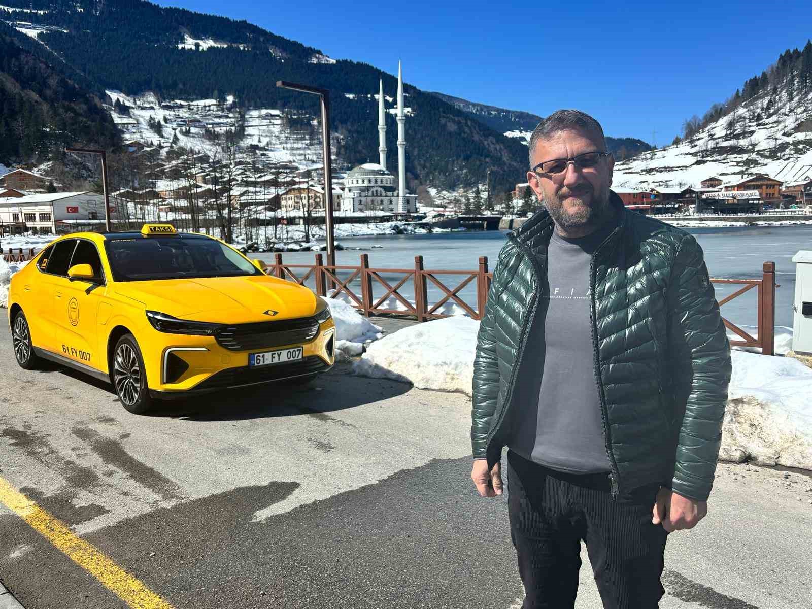 Togg taksi Karadeniz yollarında
Togg taksi Karadeniz yollarında