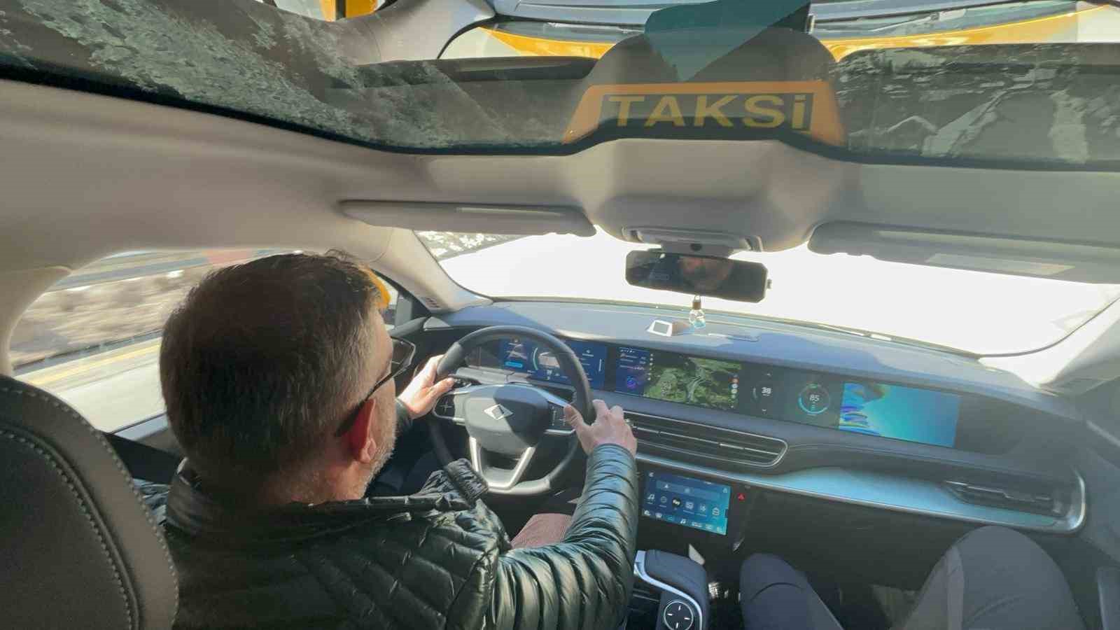 Togg taksi Karadeniz yollarında
Togg taksi Karadeniz yollarında