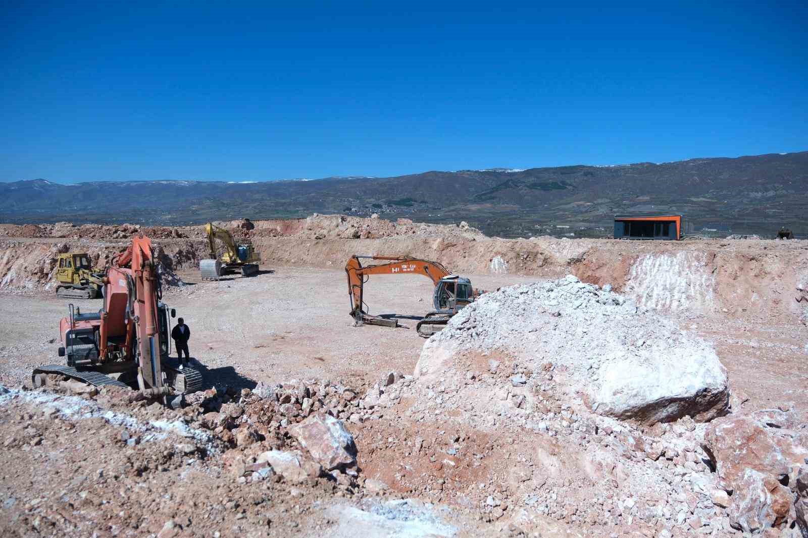 TOGÜ’de 11 bin metrekarelik diş hekimliği fakültesi inşaatı devam ediyor
