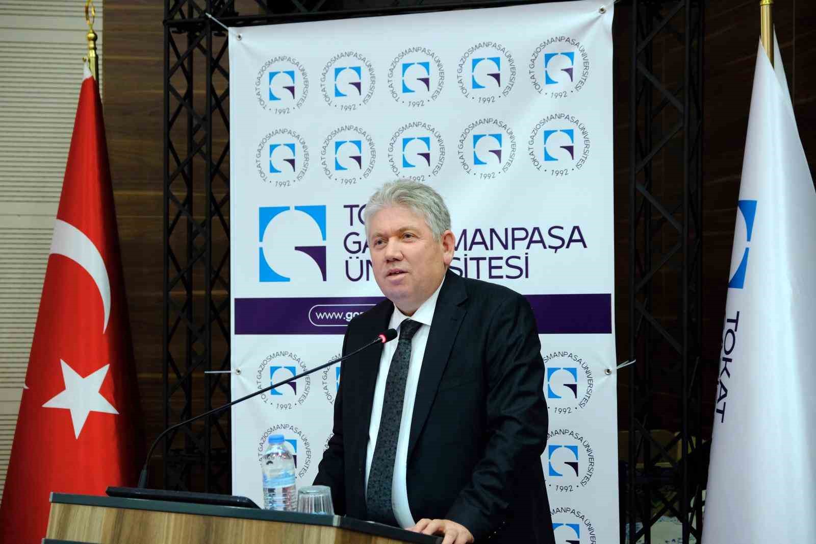 TOGÜ’de "Değişen dünya ve eğitim" söyleşisi
