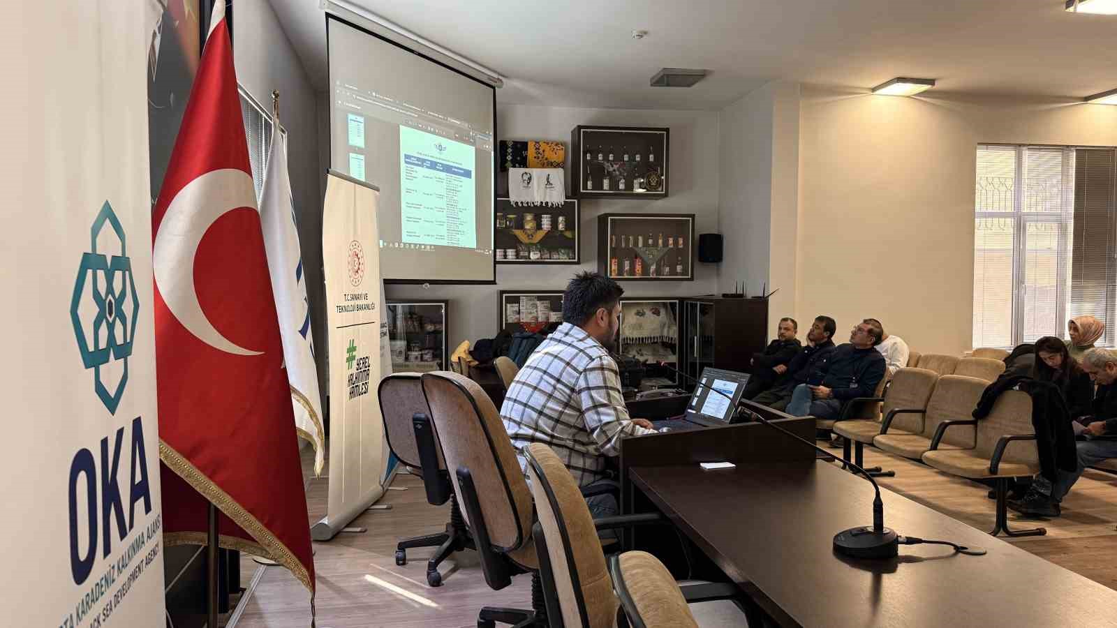 Tokat’ta basın mensuplarına yeni nesil dron eğitimi
