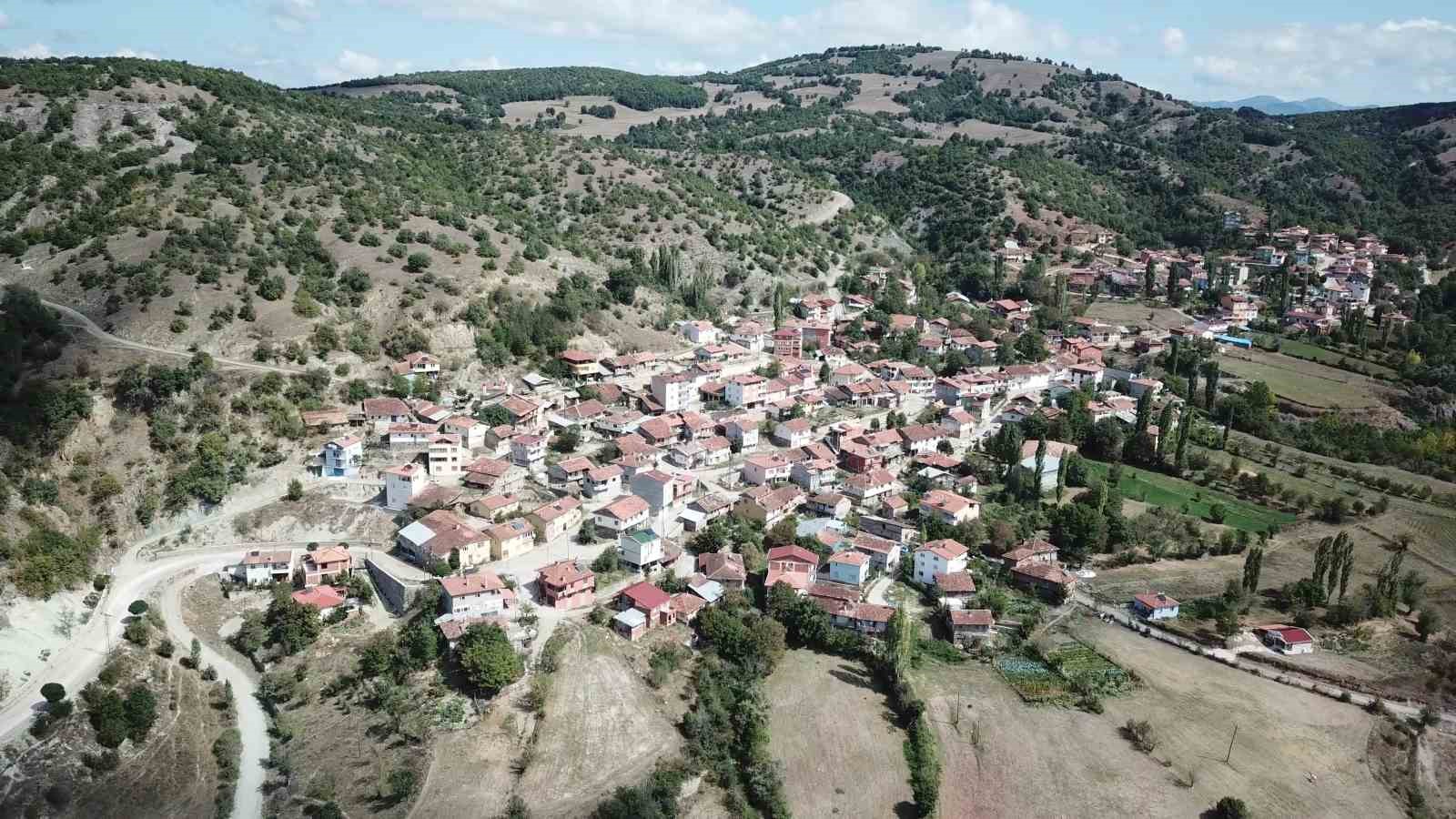 Tokat’ta bir beldenin haritası değişerek ikiye bölündü
