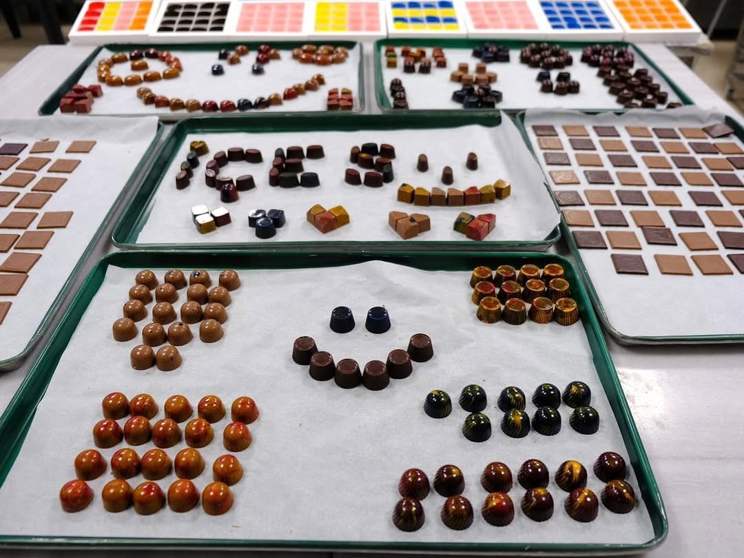 Tokat’ta koruma altındaki çocuklara çikolata yapım eğitimi verildi
