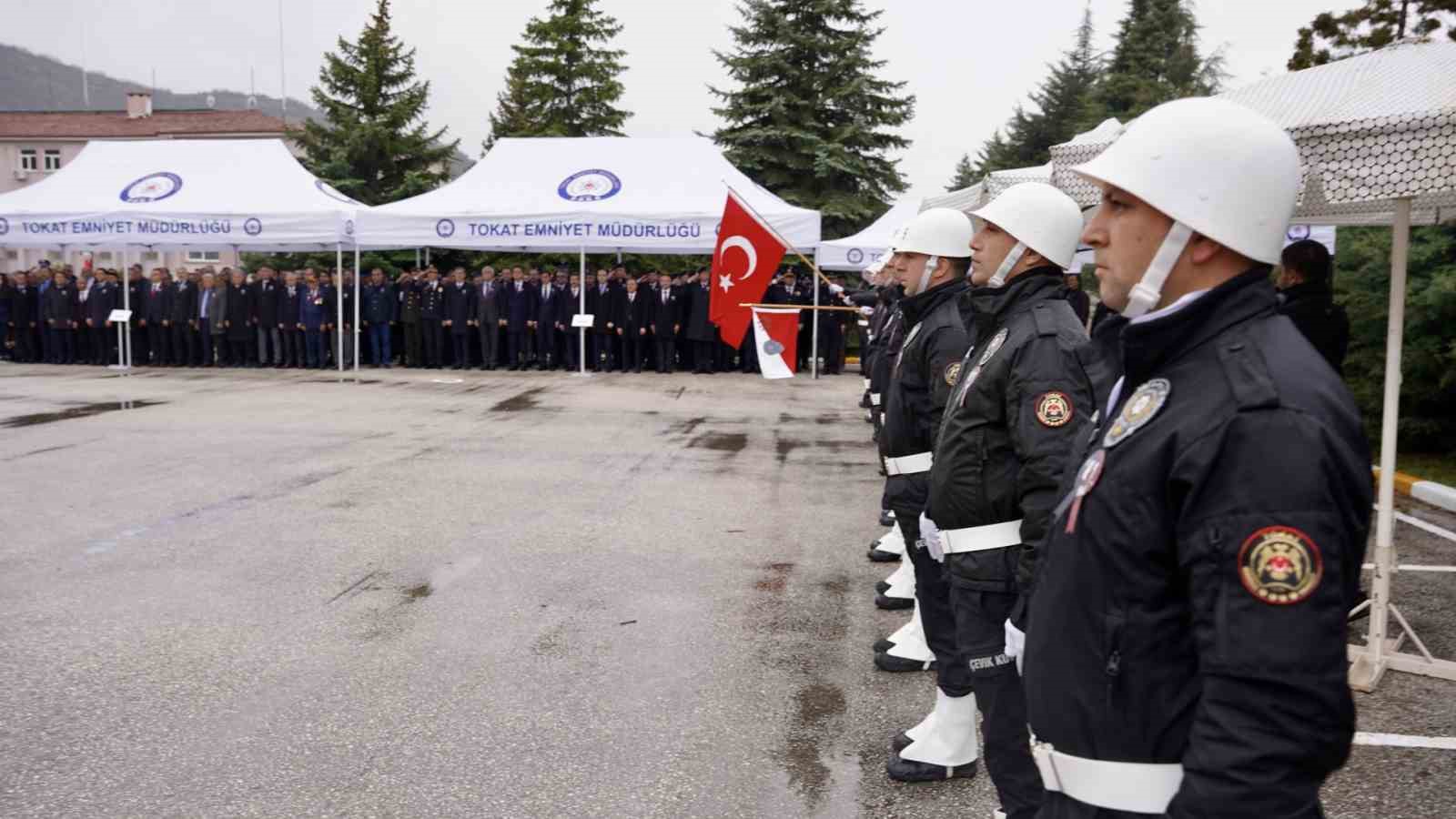 Tokat’ta Polis Teşkilatının 181 kuruluş yıl dönümü yağmur altında kutlandı
