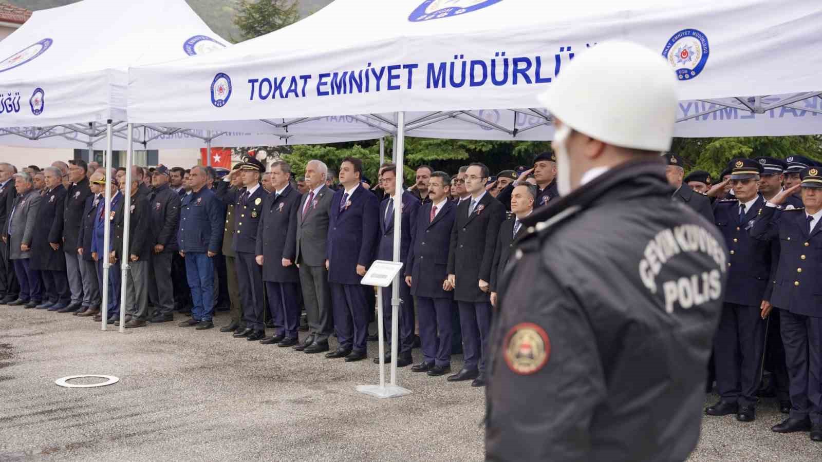Tokat’ta Polis Teşkilatının 181 kuruluş yıl dönümü yağmur altında kutlandı
