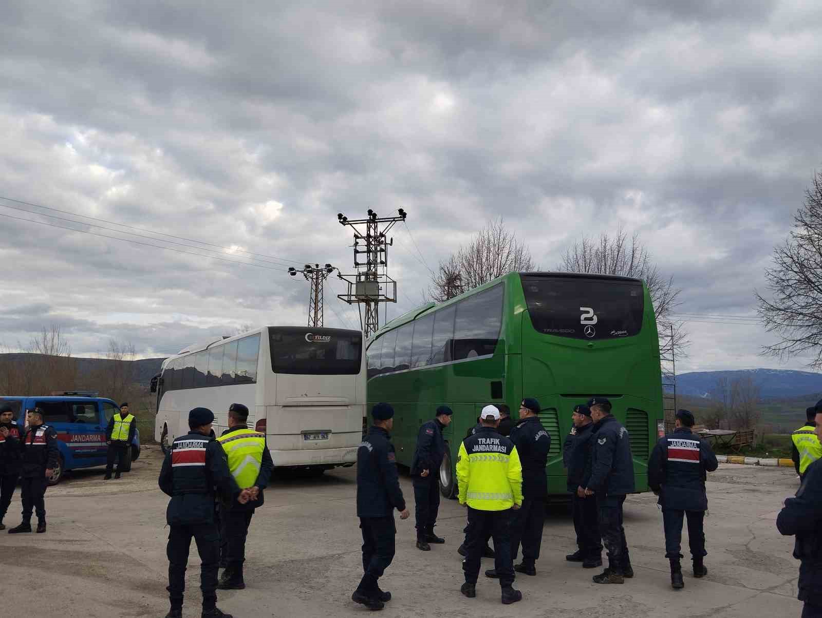 Tokat’taki izinsiz gösteriye geçit verilmedi
