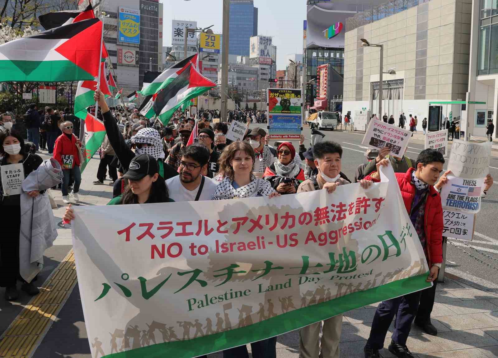 Tokyo’da Gazze’ye destek yürüyüşü
Tokyo’da Gazze’ye destek yürüyüşü