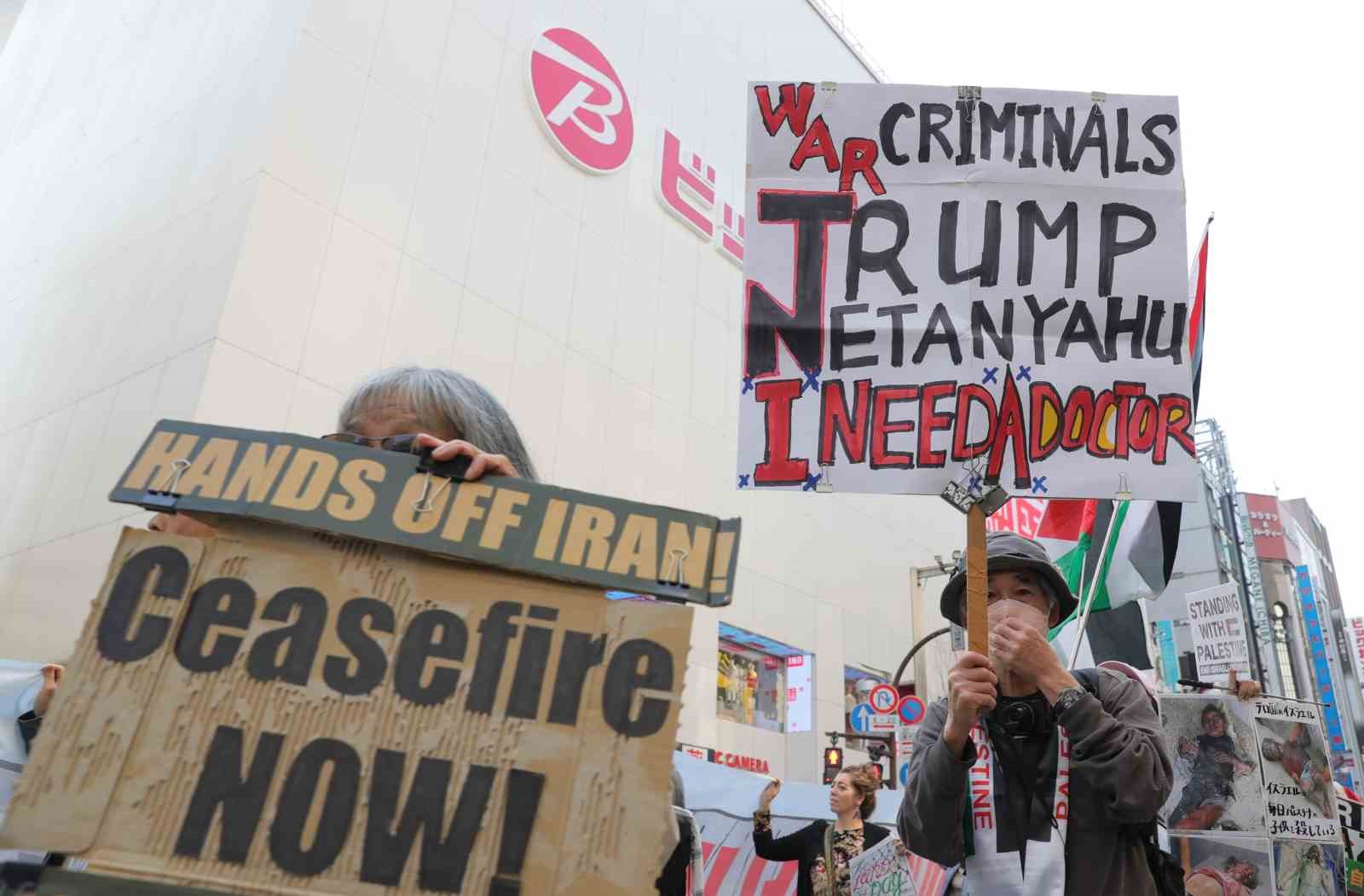 Tokyo’da Gazze’ye destek yürüyüşü
Tokyo’da Gazze’ye destek yürüyüşü