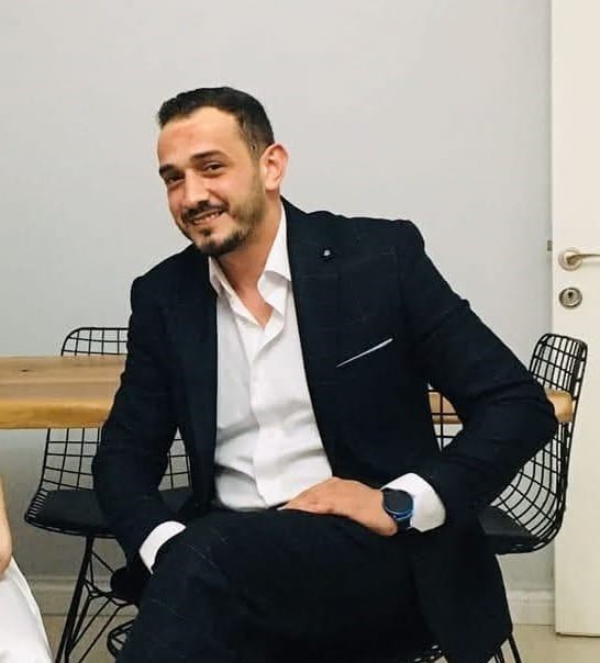 Tomruk taşıdığı vinçte akıma kapılarak hayatını kaybeden patron son yolculuğuna uğurlandı
