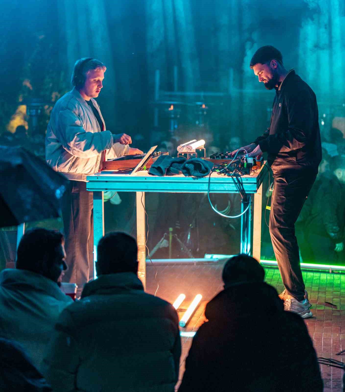 Tonic Walter, Espressolab Roastery’de sahne aldı
Tonic Walter, Espressolab Roastery’de sahne aldı