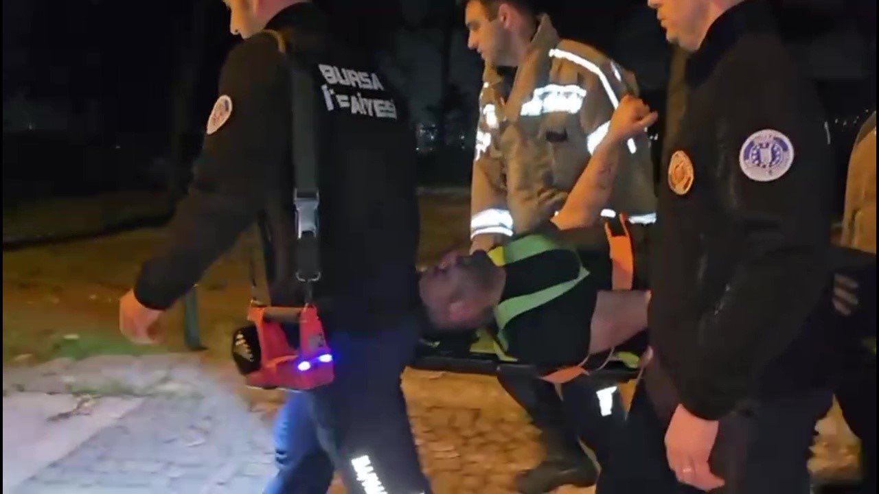 Tophane surlarında korku dolu anlar, 4 saat ikna edilmeye çalışıldı, düştü yaralandı
