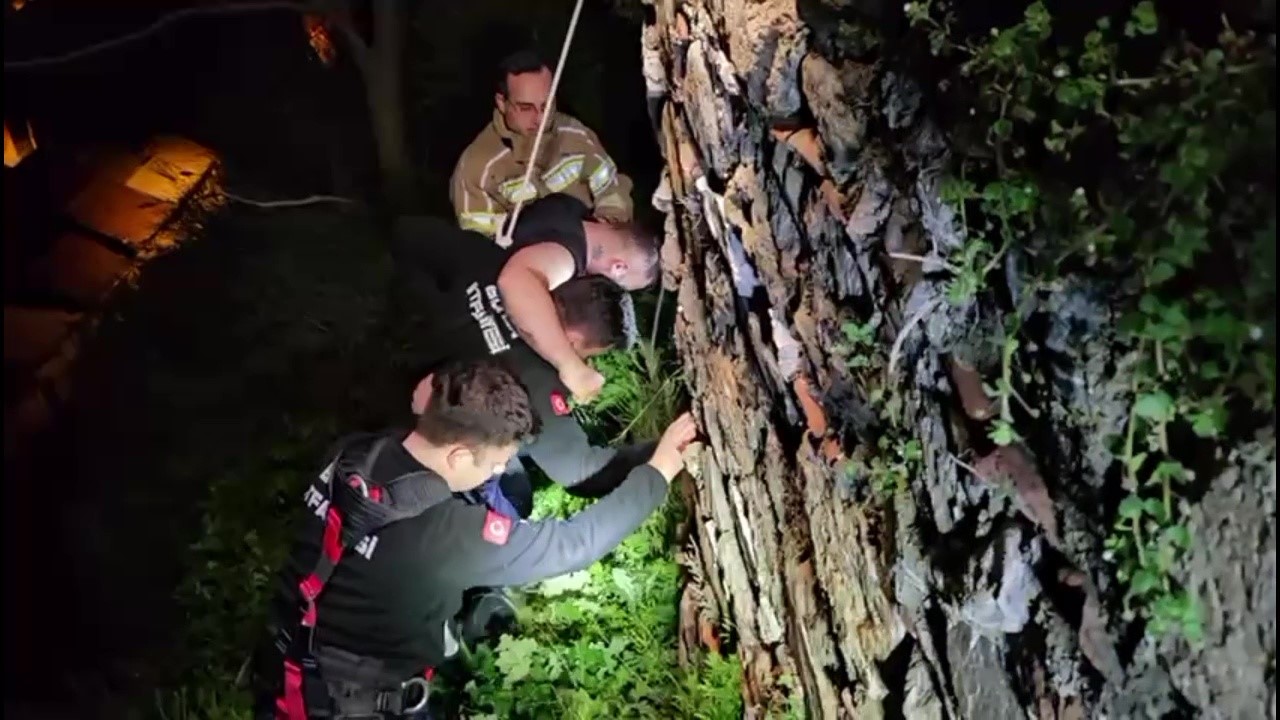 Tophane surlarında korku dolu anlar, 4 saat ikna edilmeye çalışıldı, düştü yaralandı
