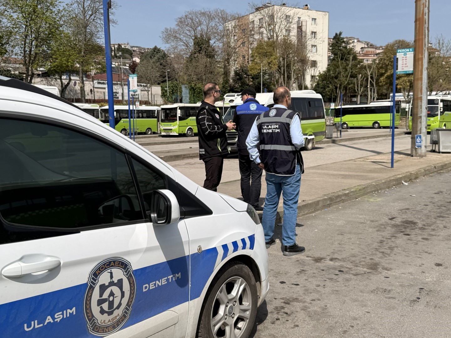 Toplu taşımaya sıkı denetim: 2 bin 912 kontrol, 809 ihlal
