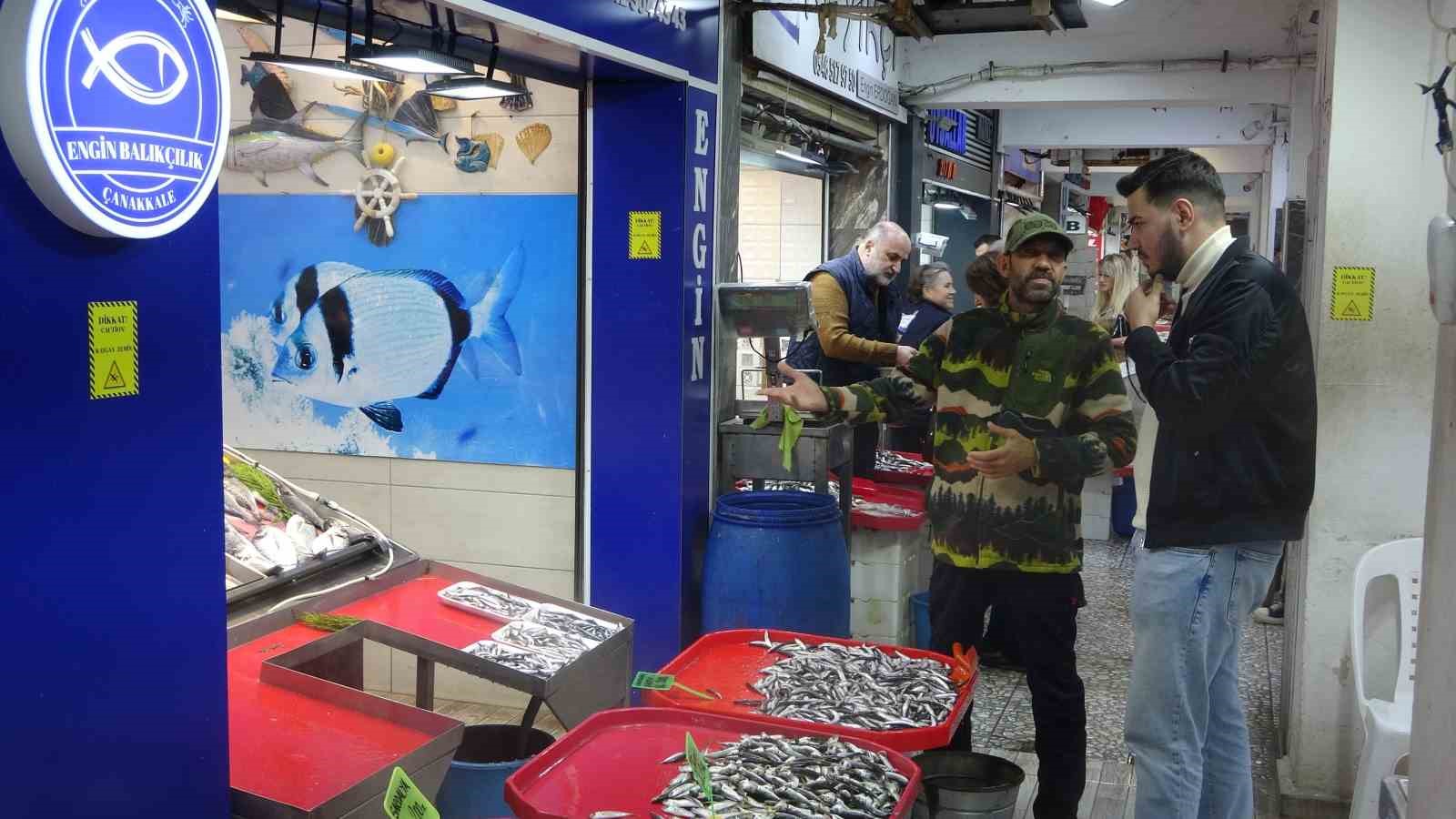 Torik tezgahlara geç geldi ama yüzleri güldürüdü
