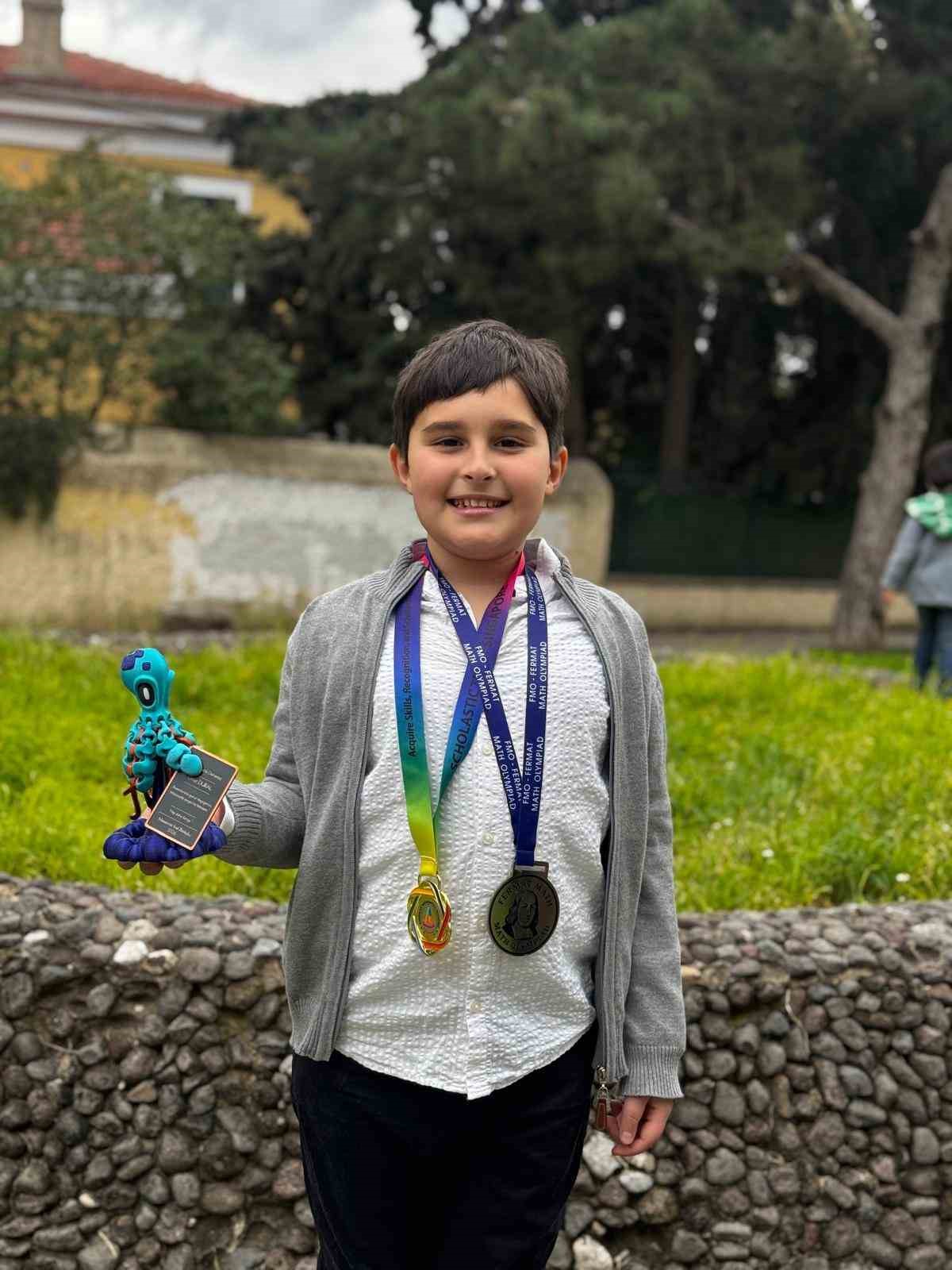 Torundan dedeye en güzel bayram hediyesi
