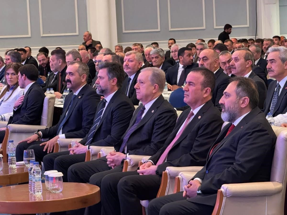 Tosya Belediye Başkanı Kavaklıgil, Belediye Başkanları İstişare Toplantısına katıldı
