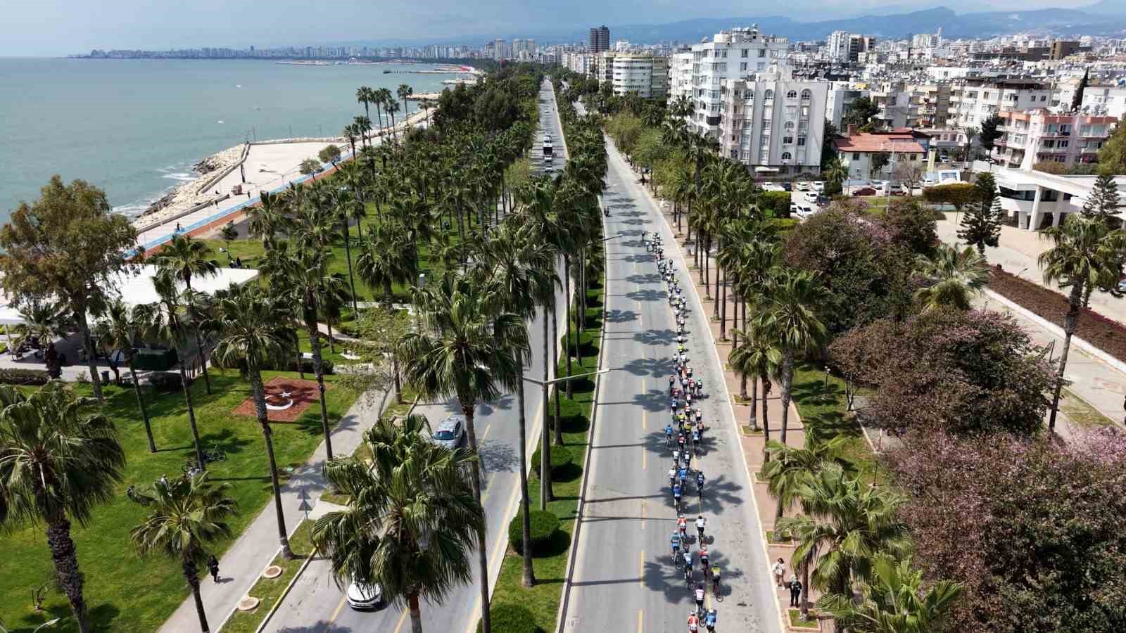 Tour Of Mersin heyecanı final etabıyla sona erdi
Tour Of Mersin heyecanı final etabıyla sona erdi