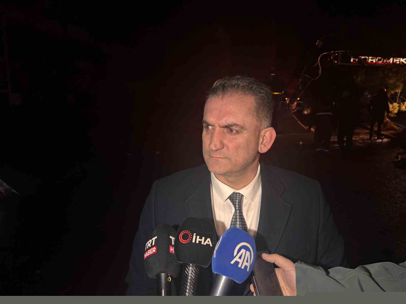 Trabzon Büyükşehir Belediyesi İtfaiye Daire Başkanı Öztürk: "Yangının yüzde 90’lık kısmını kontrol altına aldık"
