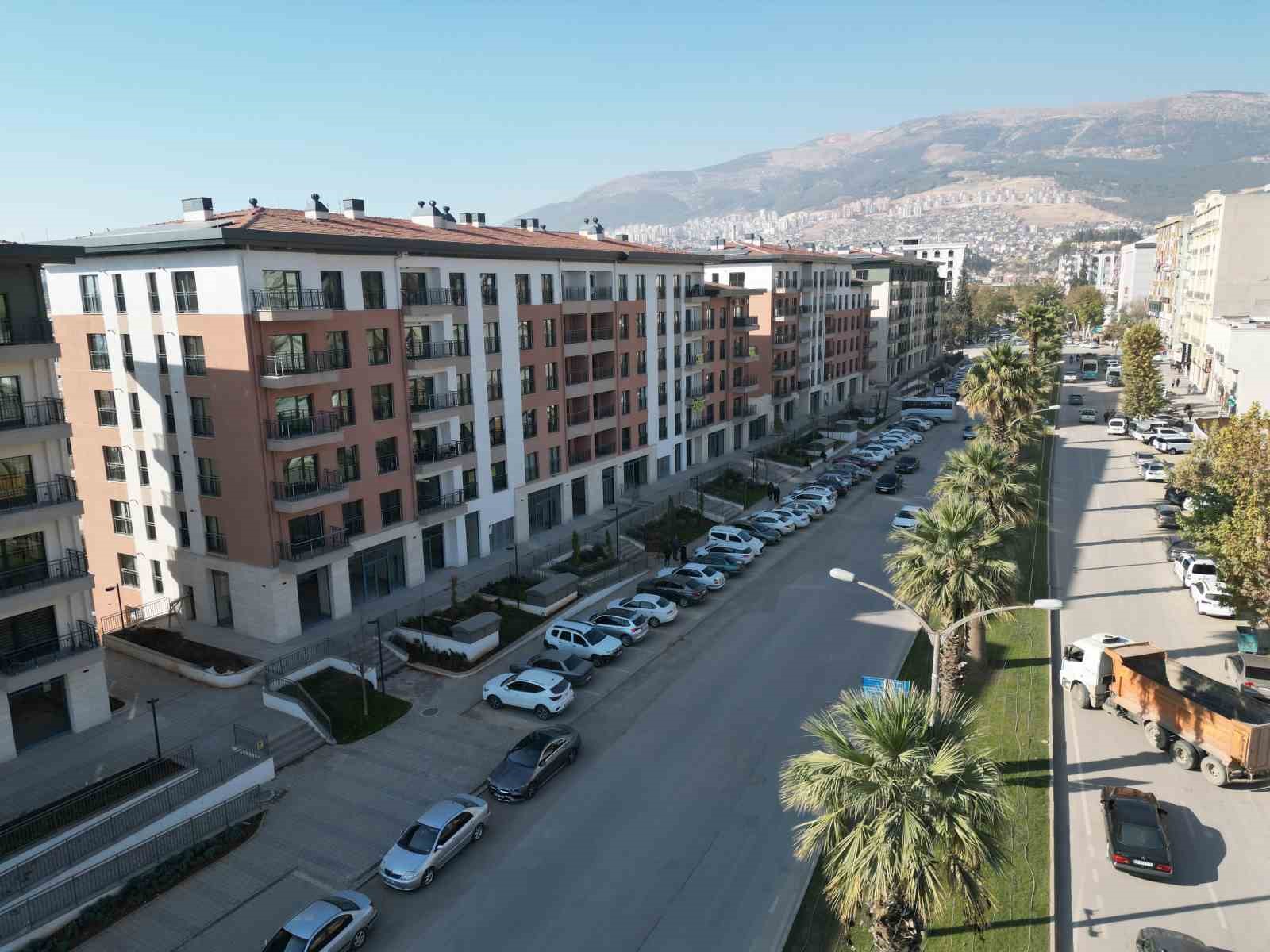 Trabzon Caddesi’nde hayat yeniden canlanıyor
