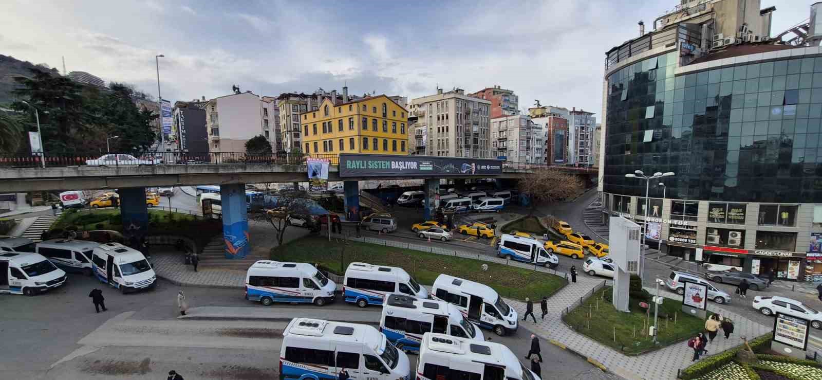 Trabzon’da garip afiş
