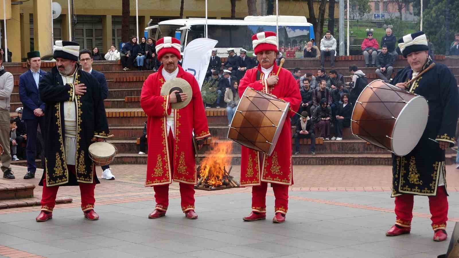 Trabzon’da "Kardeşlik Ateşi" Nevruz coşkusuyla yandı
