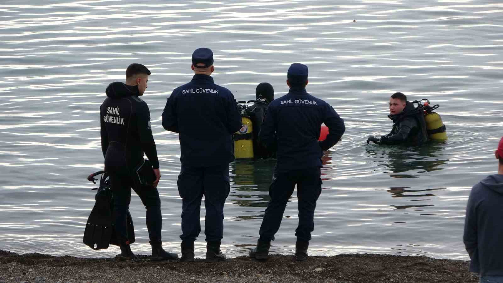 Trabzon’da kayıp genç her yerde aranıyor
