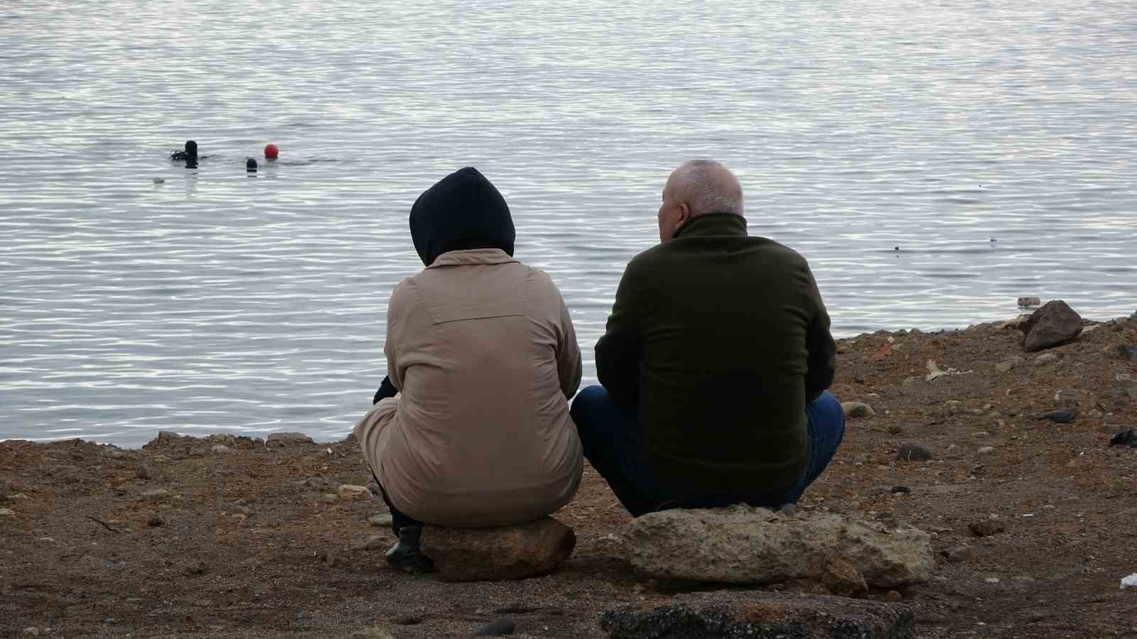 Trabzon’da kayıp genç her yerde aranıyor
