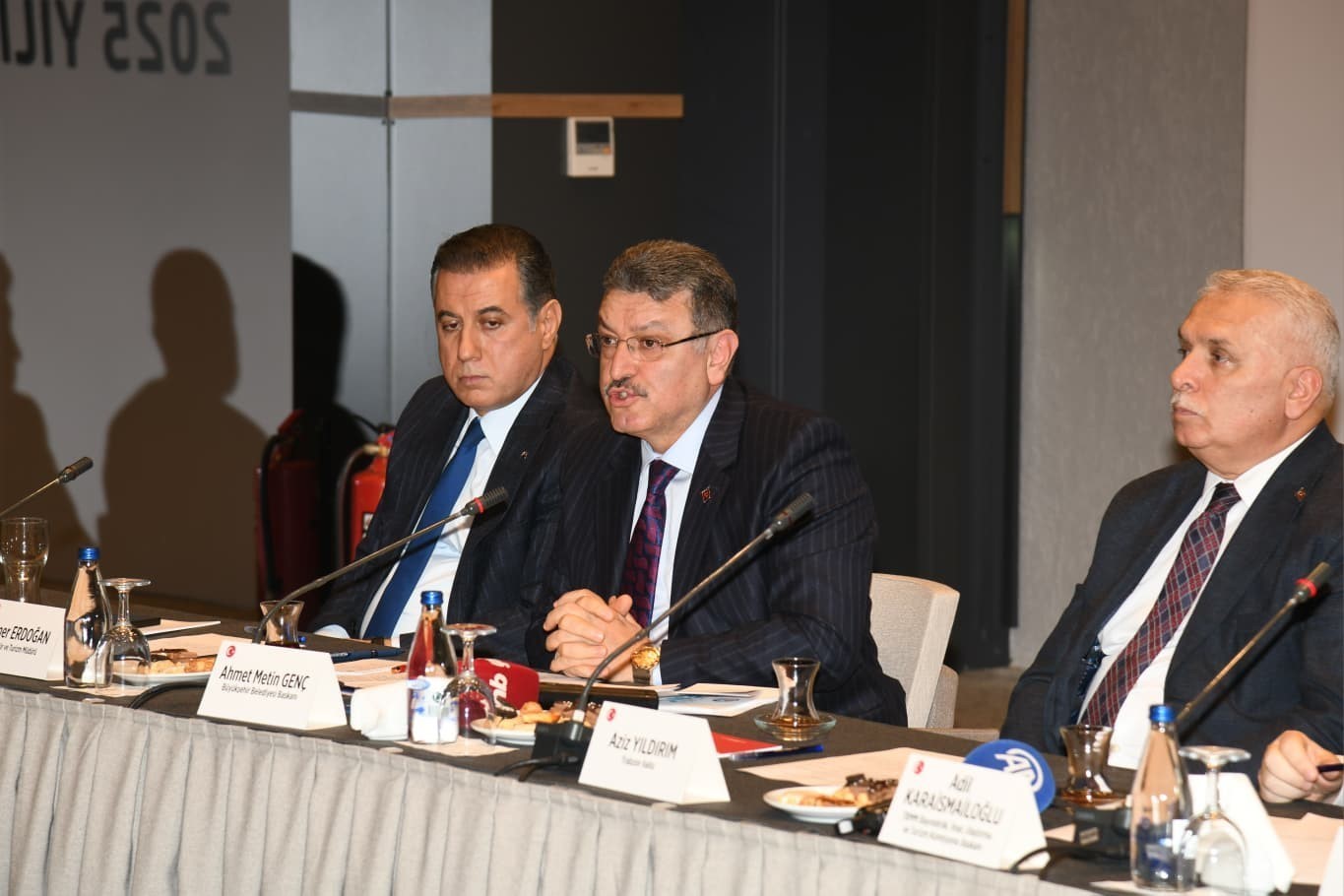 Trabzon’da turizmde hedef kaçırılan eserlerin geri döndürülmesi
Trabzon’da turizmde hedef kaçırılan eserlerin geri döndürülmesi