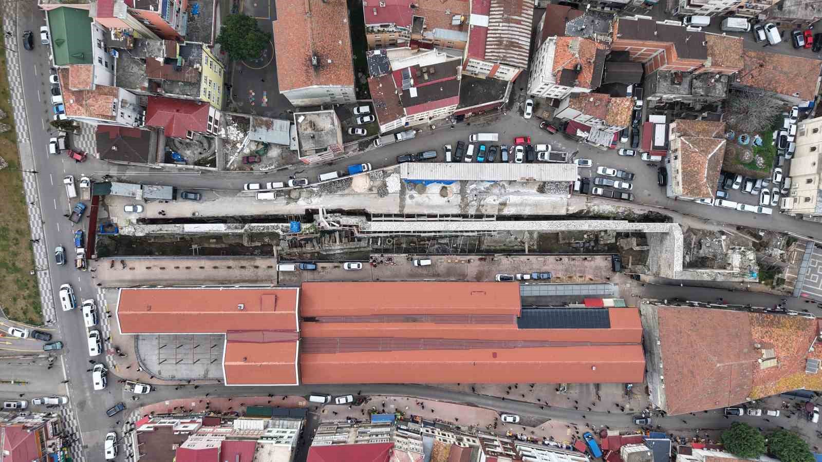 Trabzon’da zeminin 8 metre altından ‘dere limanı’ çıktı
