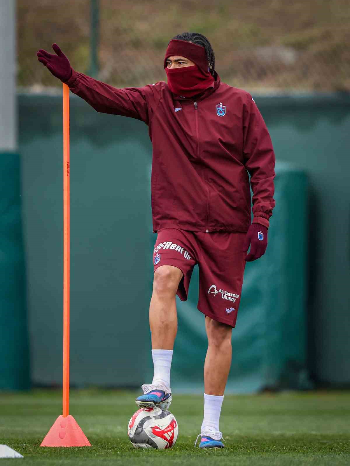 Trabzonspor, Fenerbahçe maçı hazırlıklarını sürdürdü
