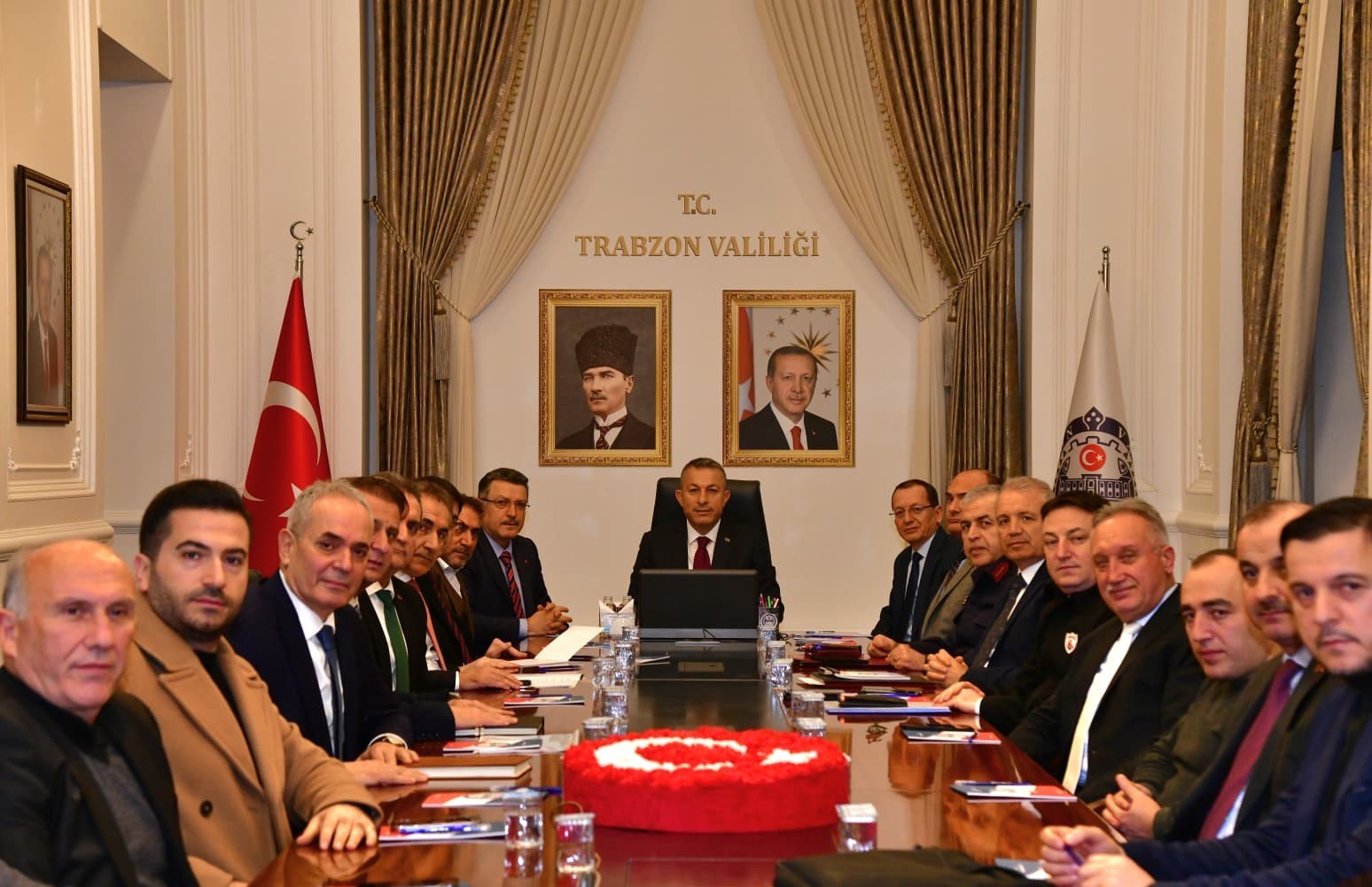 Trabzonspor - Fenerbahçe maçına konuk takım taraftarı alınmayacak
