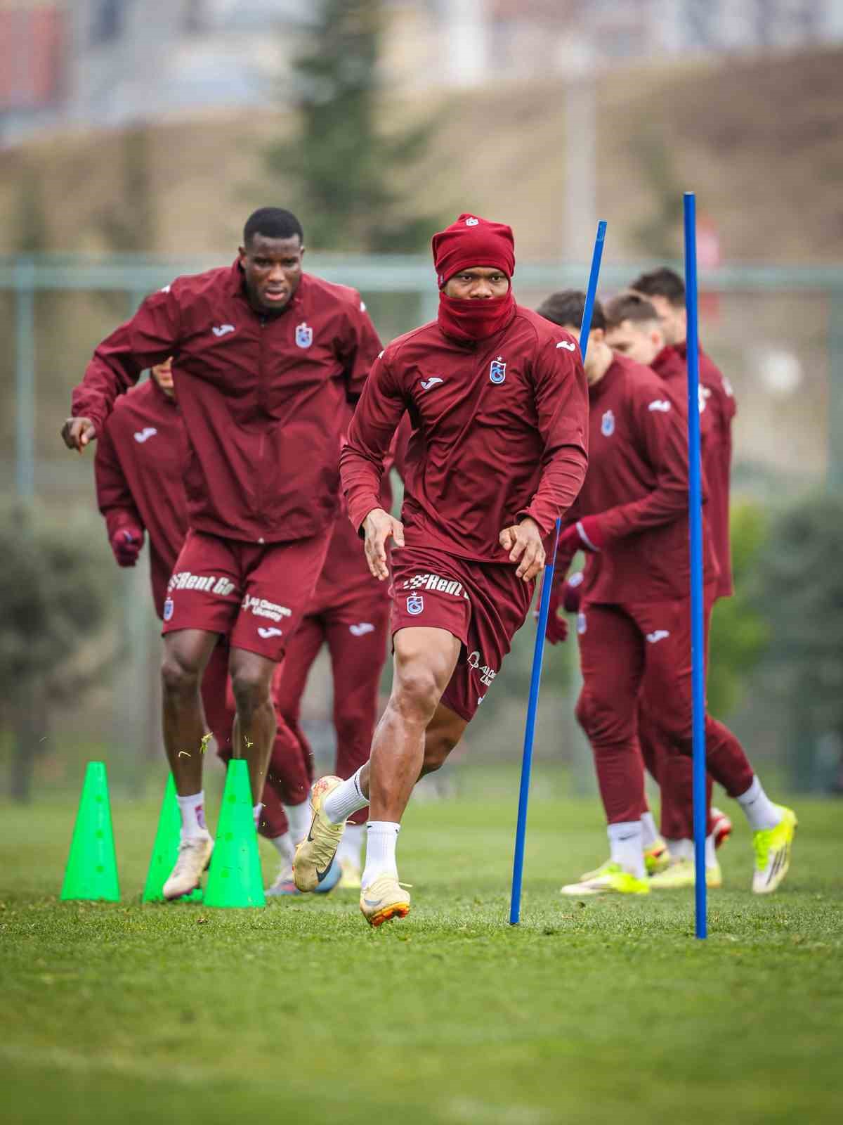 Trabzonspor, İstanbul’a gitti
