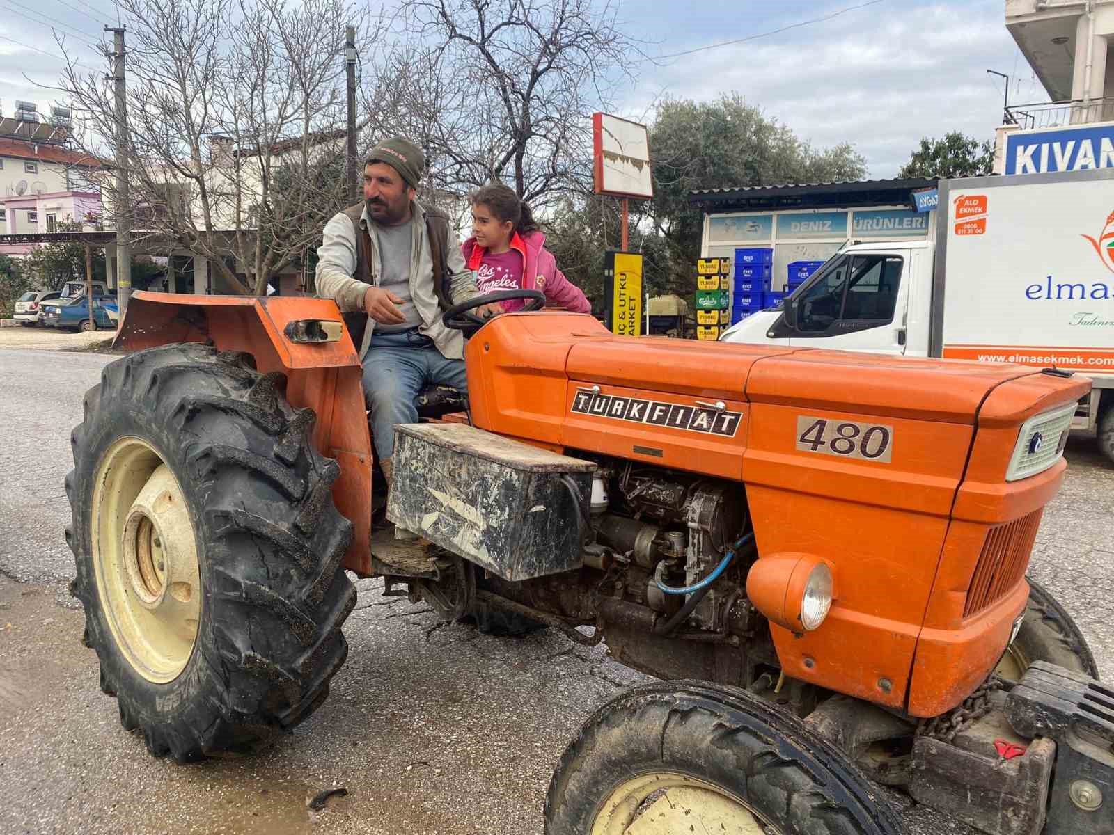 Traktör kasalarında eğitim yolculuğunda mutlu son
