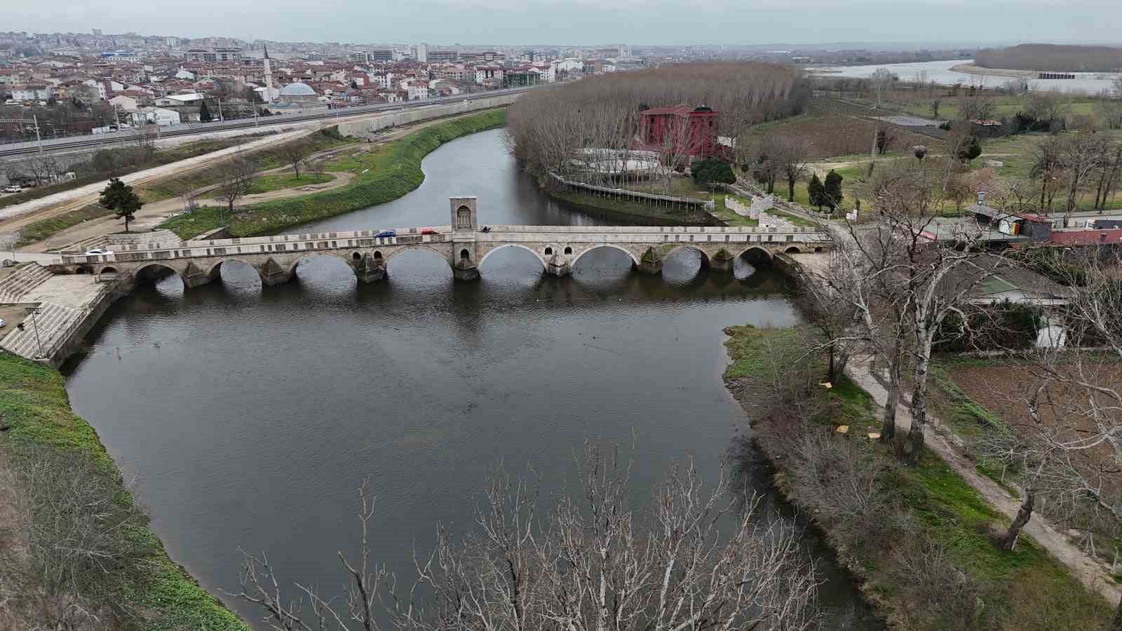 Trakya’da yağışlar yüzde 50 azaldı, nehir debileri düştü
