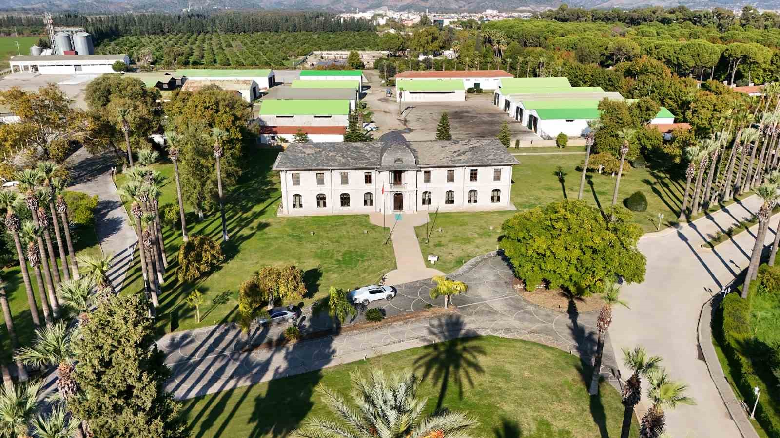 ‘Tren Garı’ biliniyordu, av köşkü çıktı
