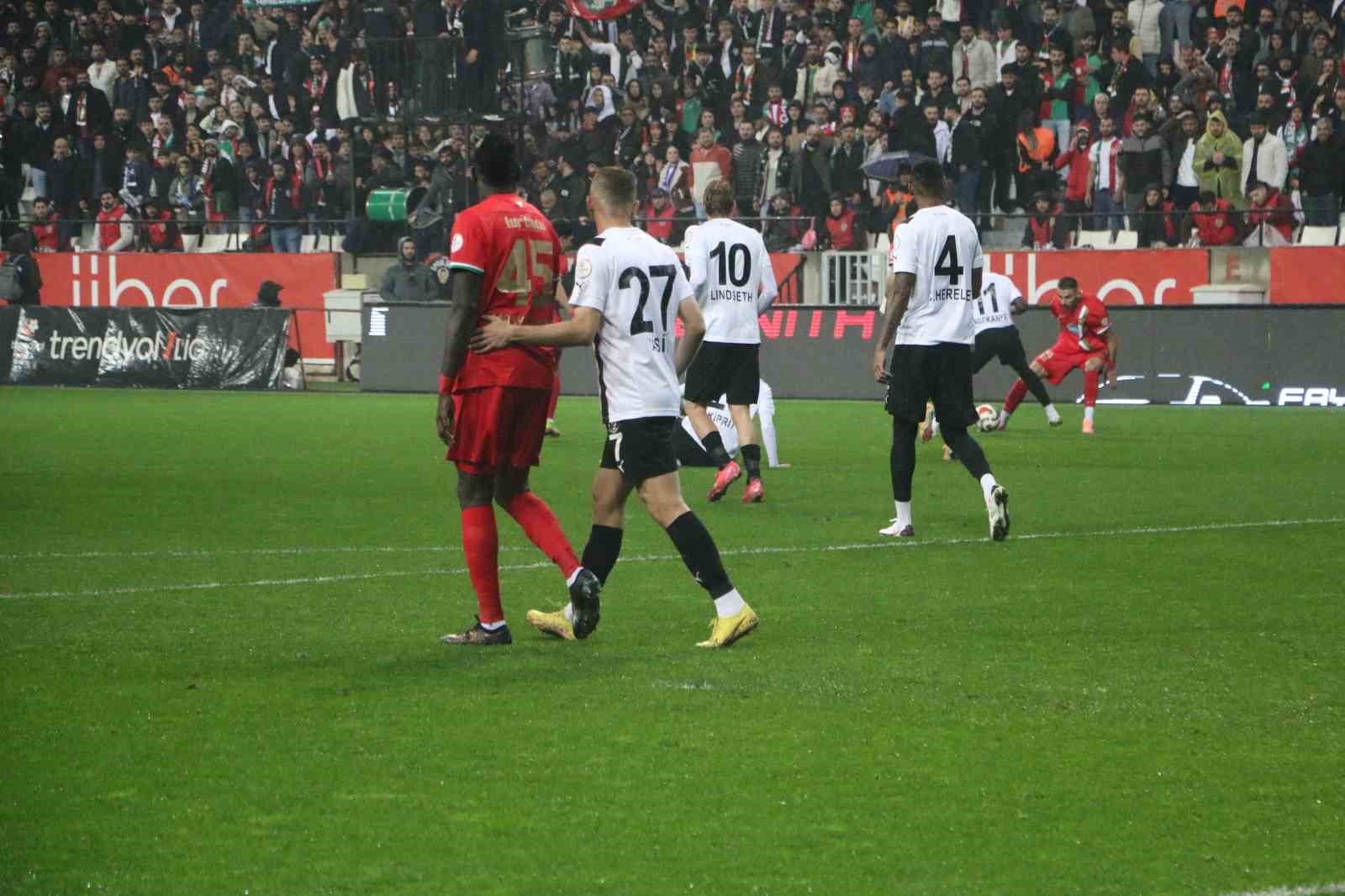 Trendyol 1. Lig: Amed Sportif Faaliyetler: 2  - Manisa FK: 0
