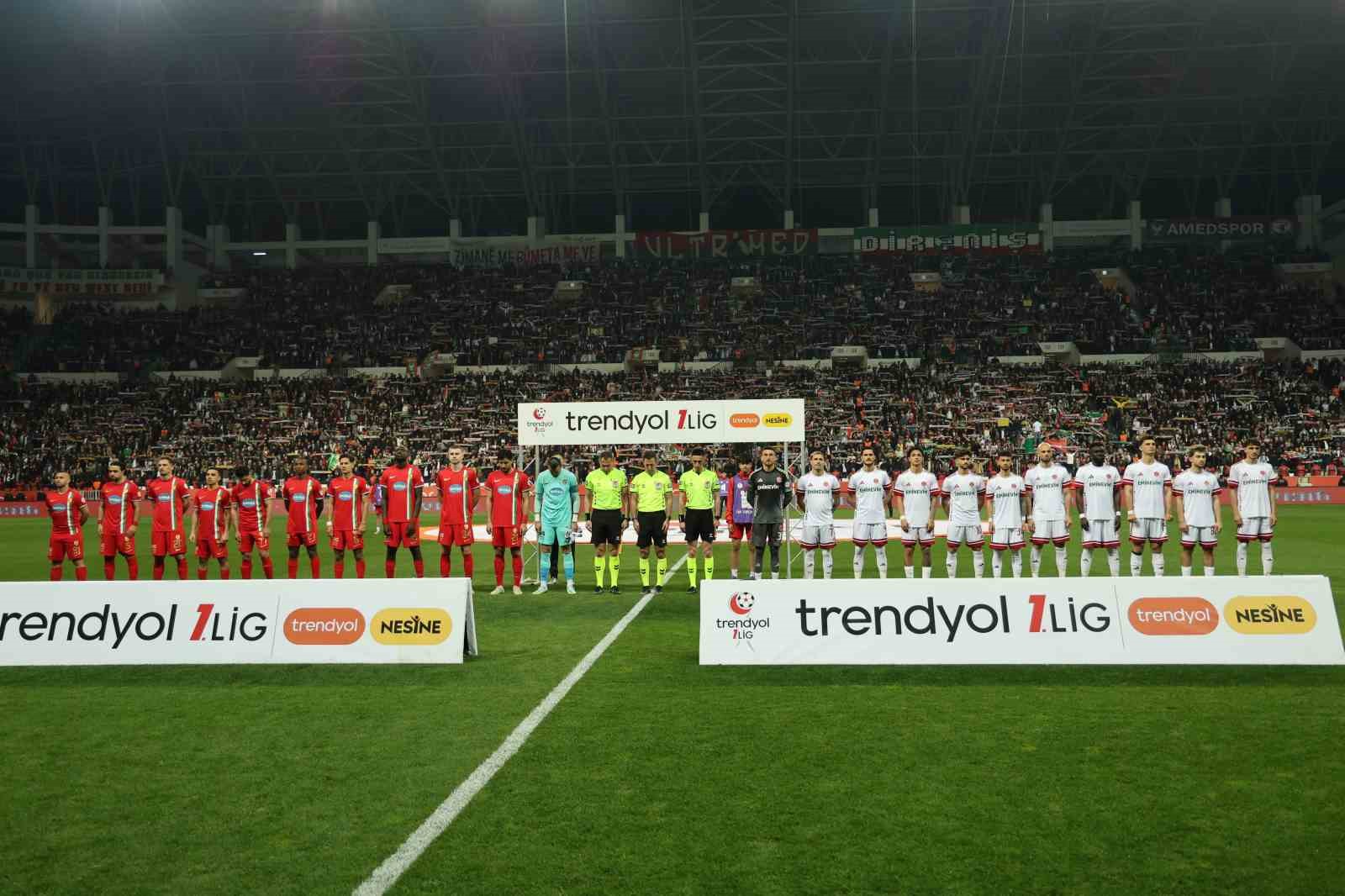 Trendyol 1. Lig: Amed Sportif Faaliyetler: 2 - Ümraniyespor: 2
